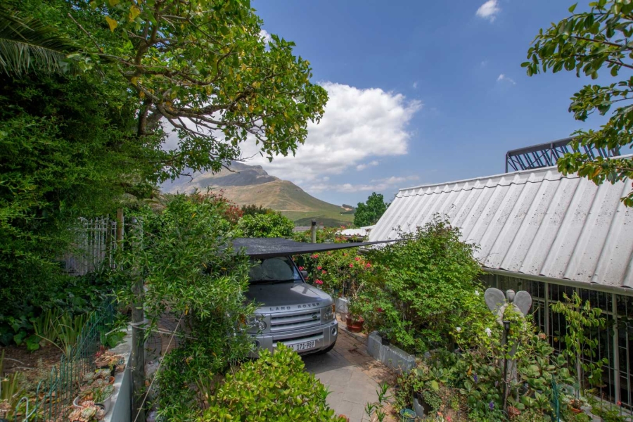 2 Bedroom Property for Sale in Uniepark Western Cape